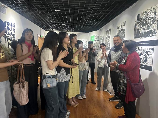 圖示, 示意圖

中度可信度描述已自動生成:ver1